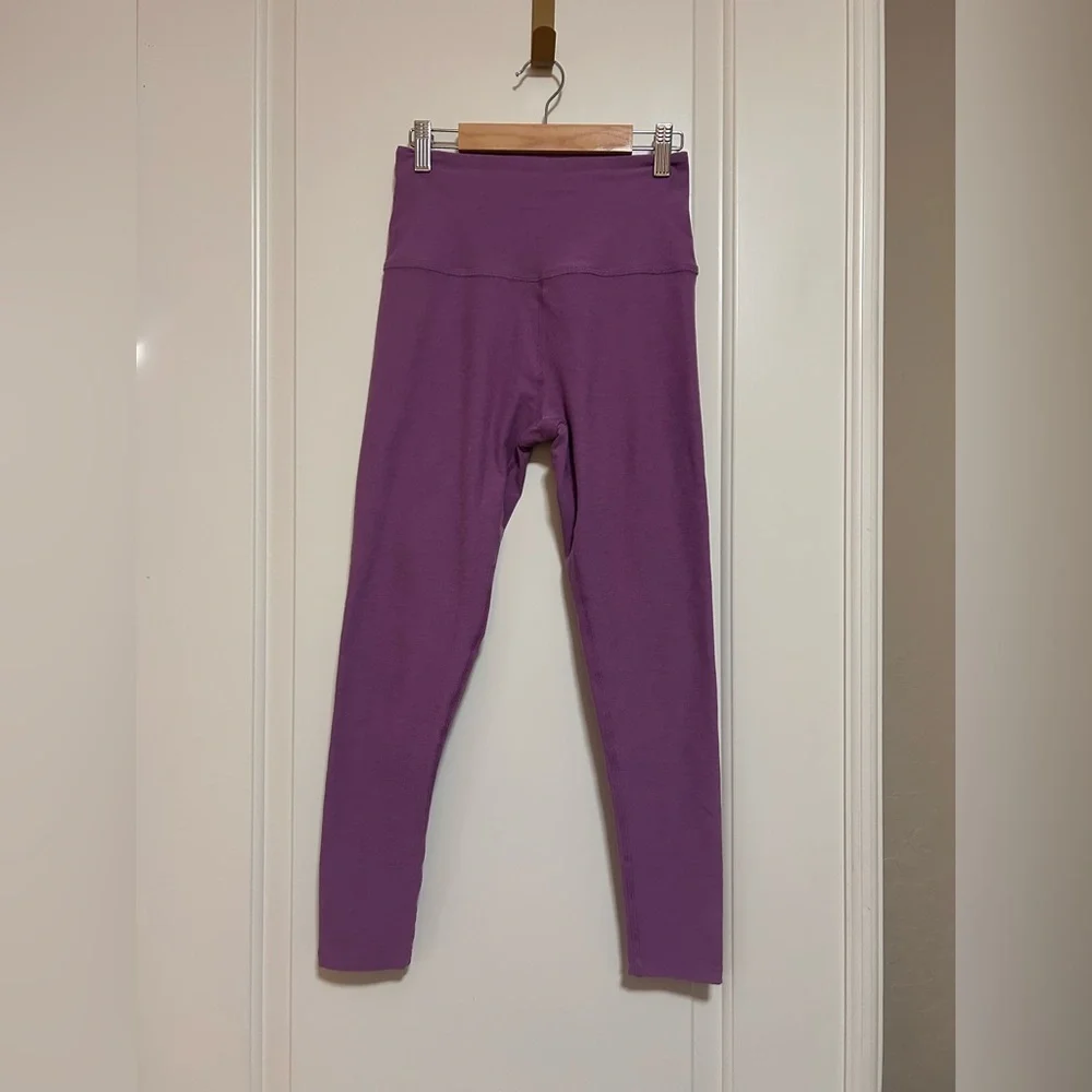 Beyond Yoga Purple Leggings